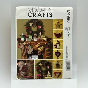 McCall’s Crafts 59 piece Uncut Pattern #M4990 Fat Quarters Christmas Items